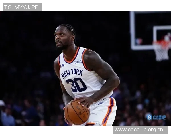 古德温称赞布克为天生竞争者强调其在球队中的领导力与严格要求