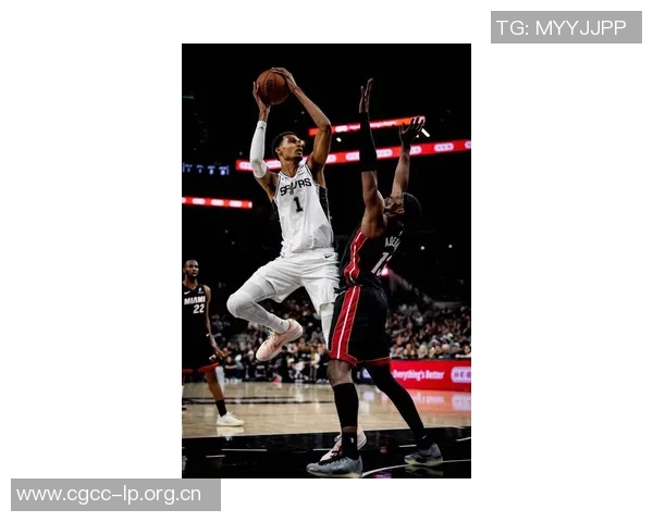 文班亚马带领马刺队开赛季5连胜创队史新纪录目标再赢77场