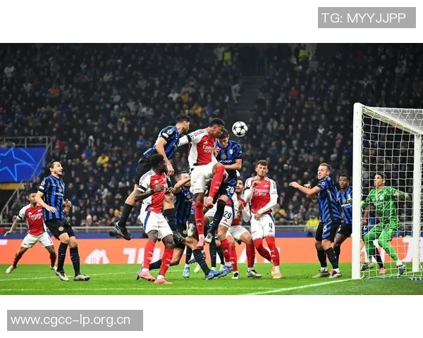 曼联阿森纳闭门友谊赛助伤员恢复状态展现球队团结精神 曼联阿森纳闭门友谊赛助伤员恢复状态展现球队团结精神