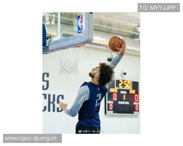 新赛季备战热潮来袭独行侠训练场上精彩瞬间回顾 新赛季备战热潮来袭独行侠训练场上精彩瞬间回顾