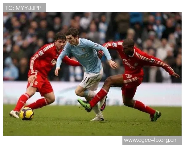 曼城遗憾错失良机萨维尼奥禁区内连射遭保托雷斯门线救险